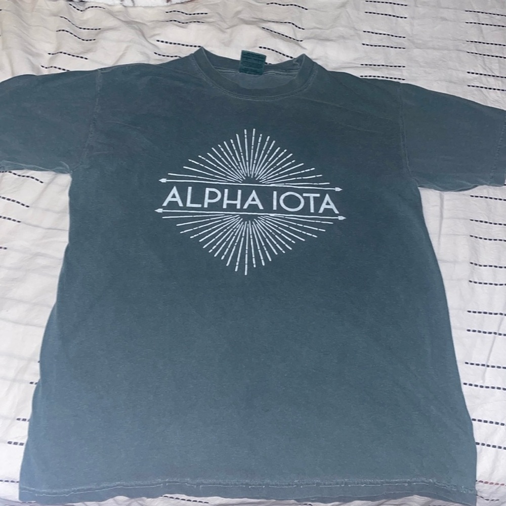 Green T shirt